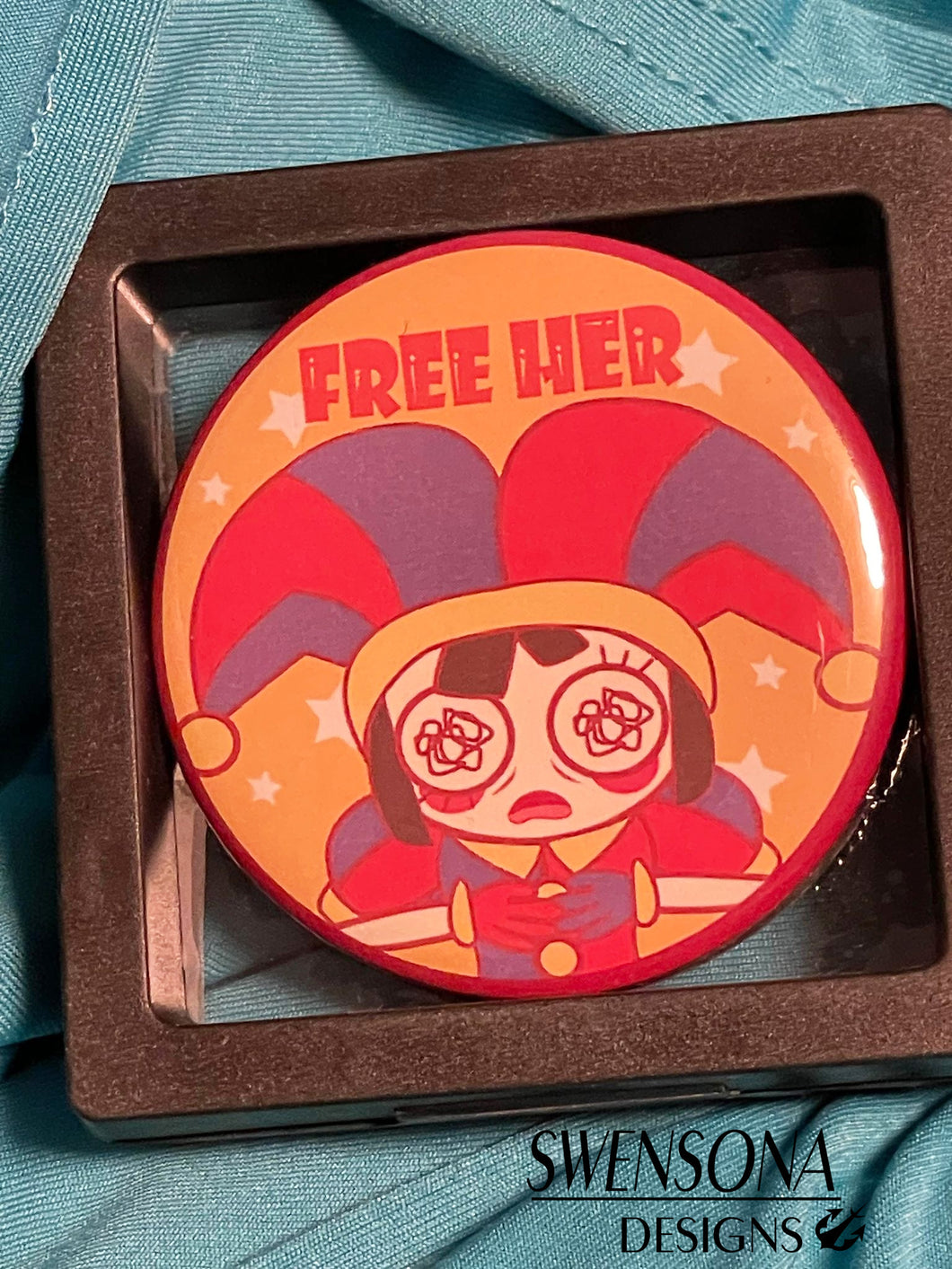 Free her button badge